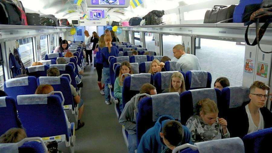 poezd_passengers-of-the-intercity-train-kyiv-peremyshl.jpg