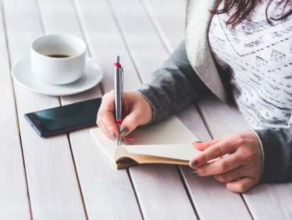 people-woman-hand-desk-6360.jpg