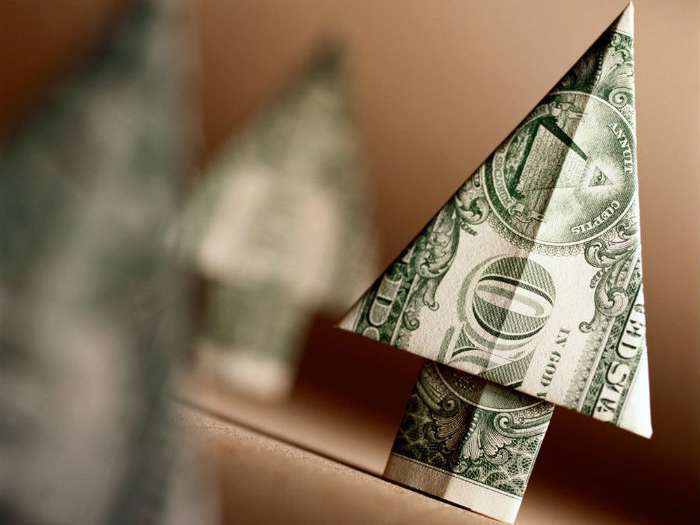 za-5-nedel-dollar-pobil-rekord-po-tsene-k-iene.jpg