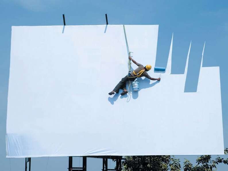 funny_paint_creative_advertisement_ad_colors_commercial_billboard_1134x850_wallpaper_wallpaper_2560x1920_www-wallpaperswa-com.jpg