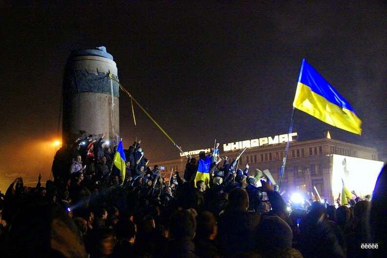 leninopad_dnipropetrovsk.jpg