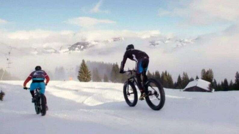 160126071407_snow_bike_640x360_evn_nocredit.jpg