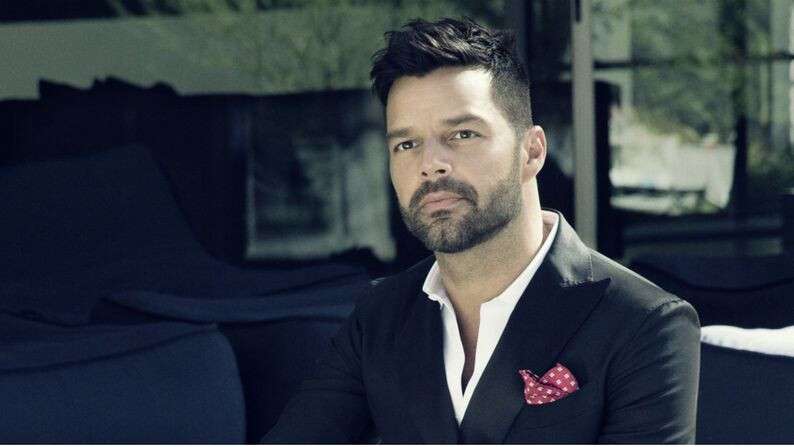 ricky_martin_simon_cowell_boy_band_auditions_2015