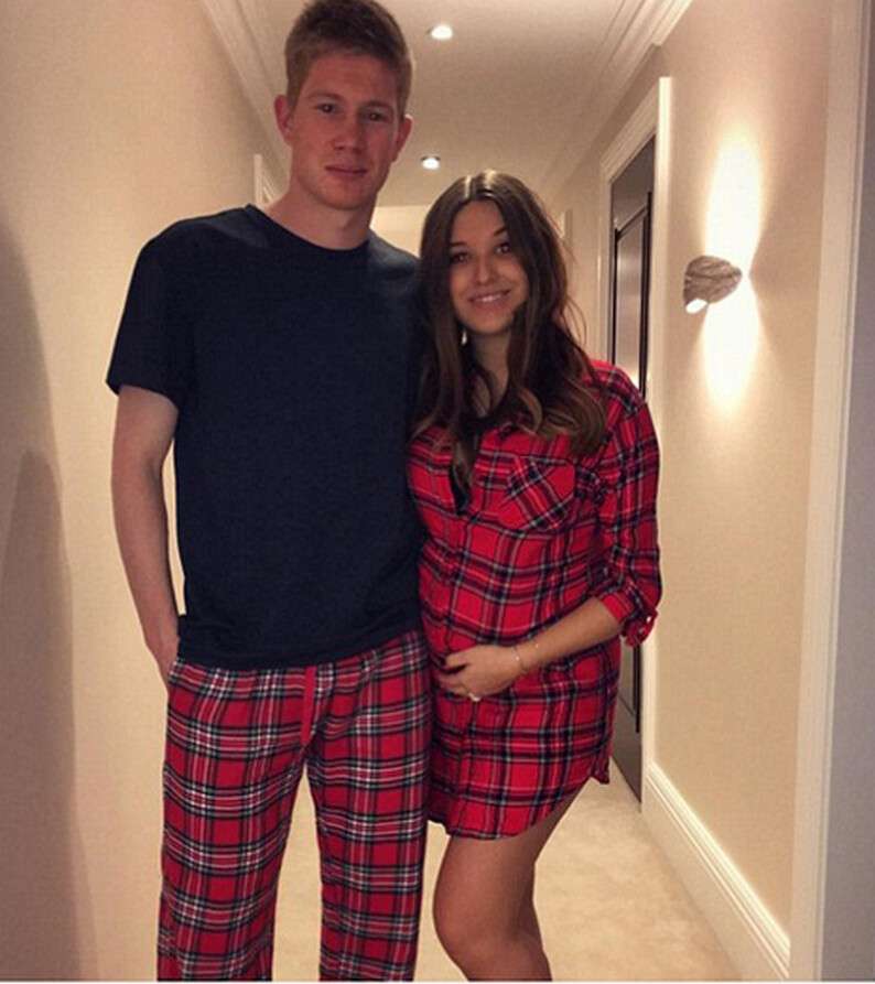 2fb5f74100000578-3380580-kevin_de_bruyne_and_his_girlfriend_michele_lacroix_posed_for_a_p-a-20_1451809722263