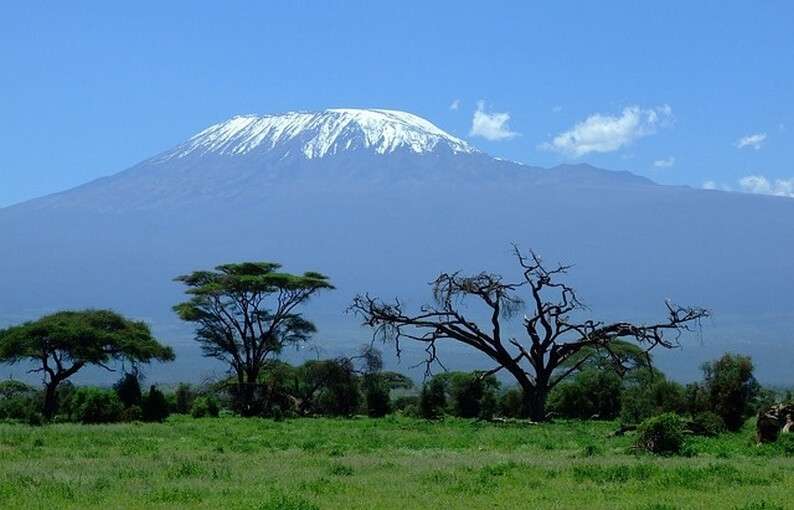 kilimanjaro-1025146_640