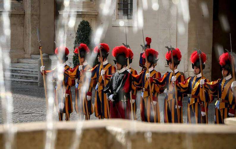 12241293_697031410431254_2227809862542240193_n