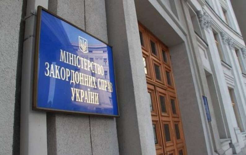 ucraina-renunta-la-presedintia-in-csi-1395243279.jpg
