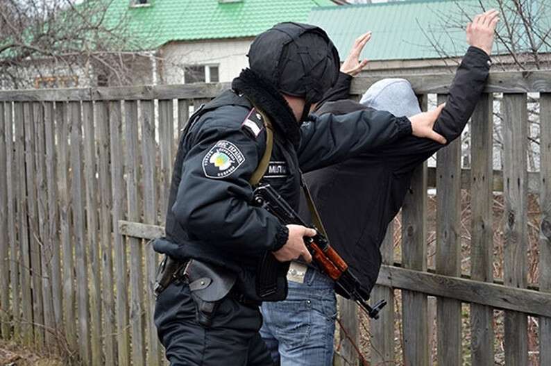 1426326742_kremenchug-ohrana-zaderzhala-vorov-1.jpg