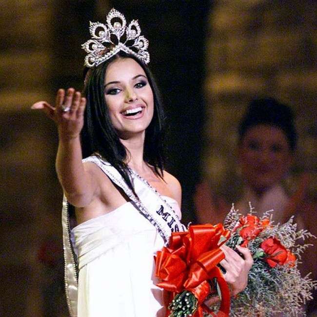 18534760-r3l8t8d-650-pobeditelnitsy-miss-vselennaya-kak-menyalis-idealy-krasoty-na-protyazhenii-60-let_2838023a778dfaecdc212708f721b788