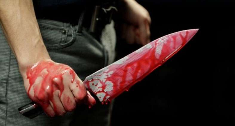 foto_knife_play.jpg