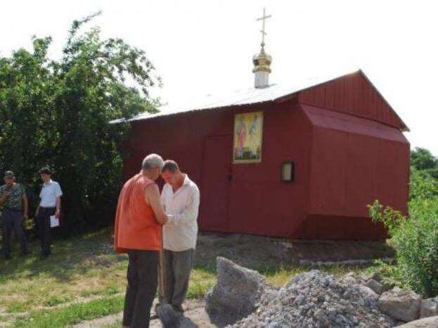 2_hram_romankovo_stroitelstvo.jpg