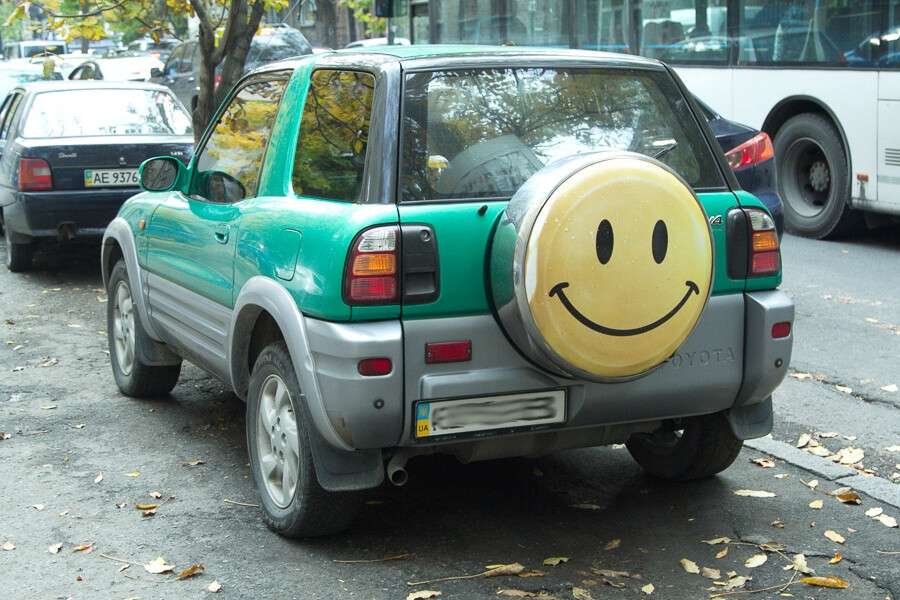 916151