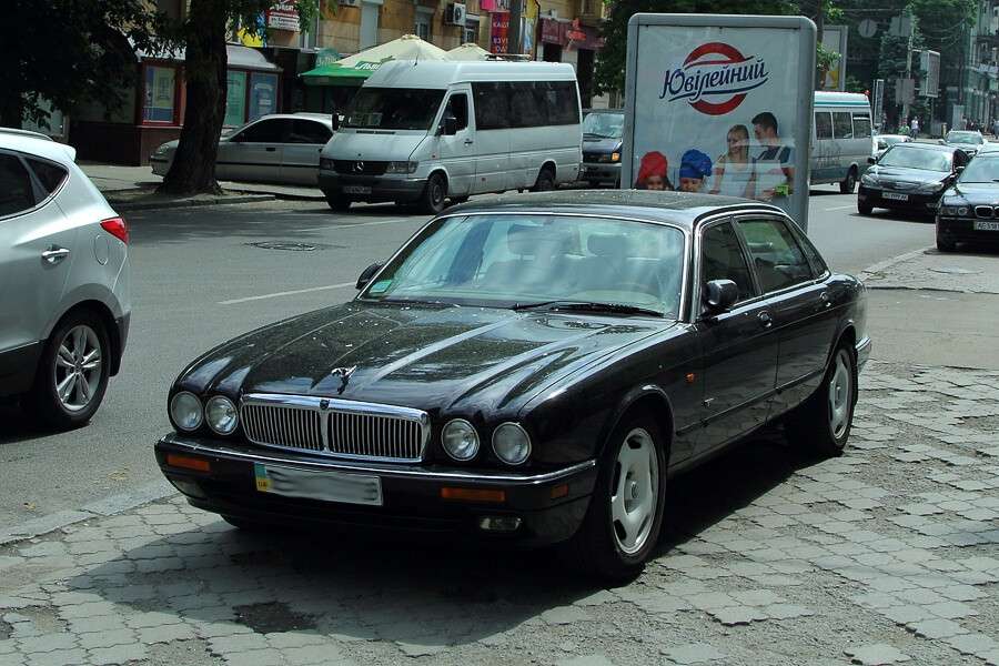 916157