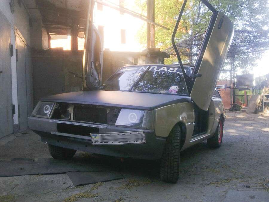916169