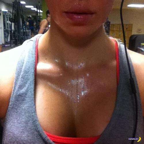 1389161832_girls-workout-gym-sweaty-24