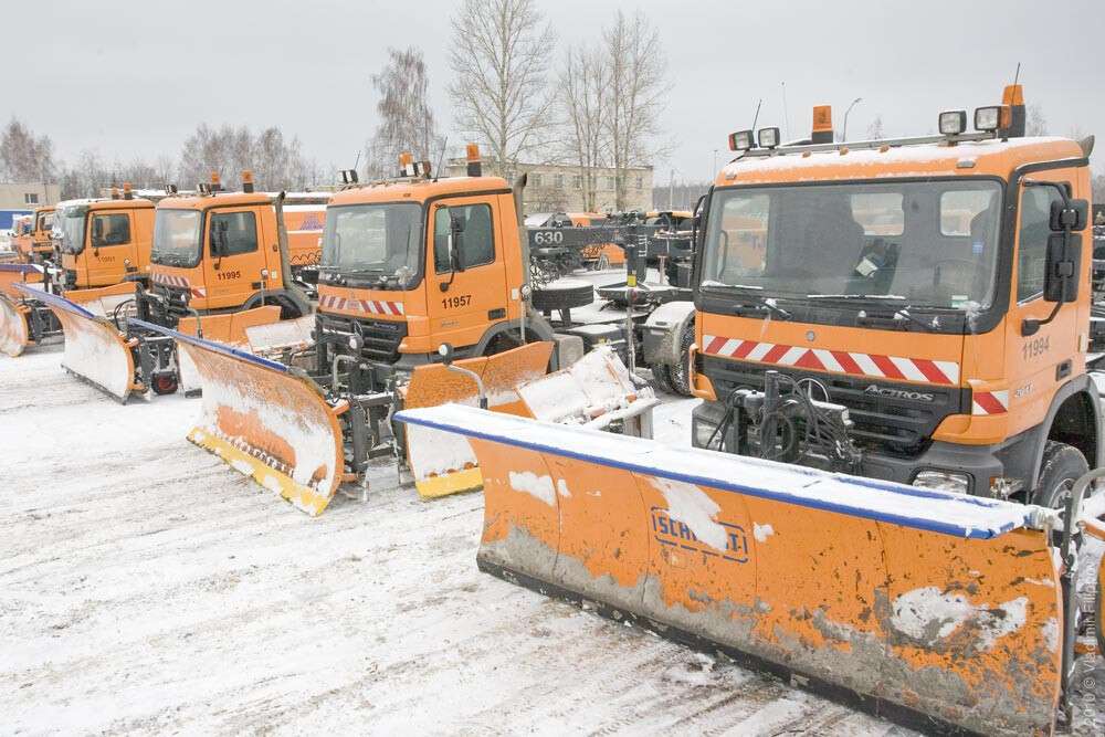 1412324918general_pages_03_october_2014_i11120_saratovu_ne_xvataet_300_edinic_snegouborochnoi_texniki.jpg