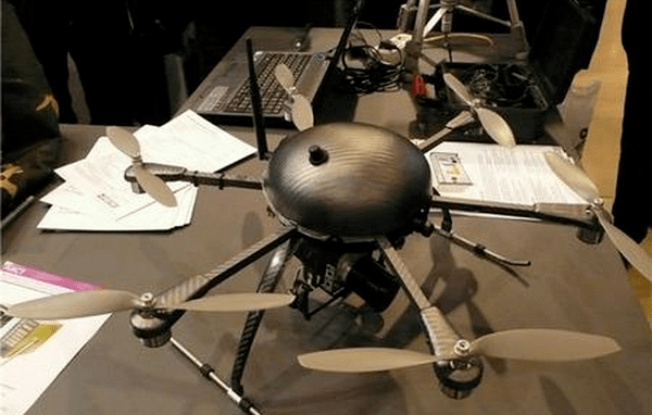 1326609594_robot_bumerang_2.png