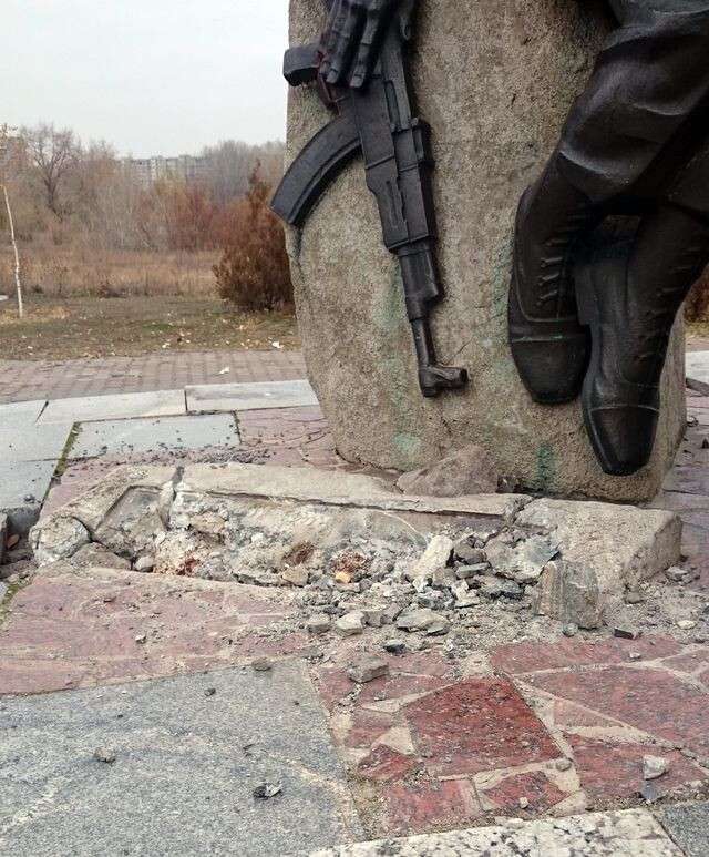 4_pamyatnik_afgancam