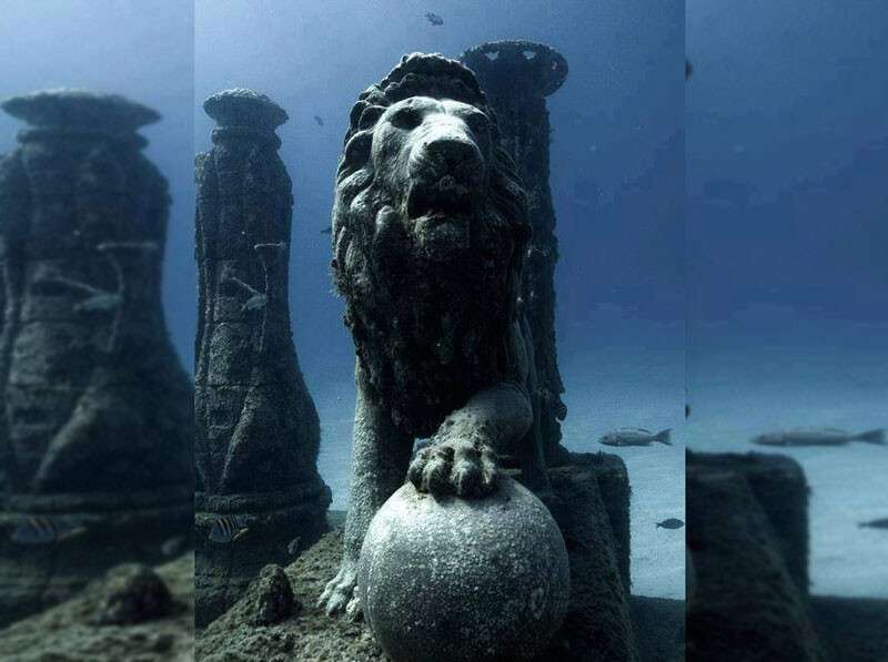 cleopatras-underwater-palace-egypt-