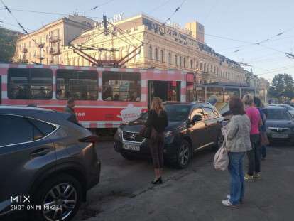 42177562_1724194961042562_648863412603846656_o