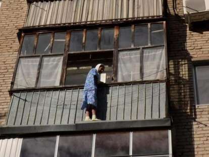 babushka_balkon