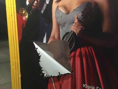 45565606_328030427751561_6202993473432322048_n