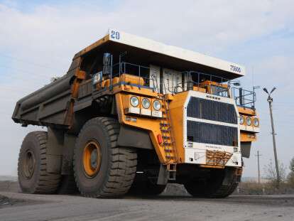 BelAZ_75600