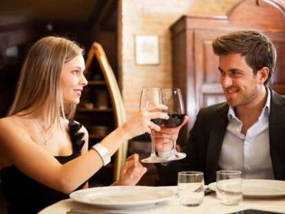 What-to-talk-about-on-a-first-date-and-how-to-avoid-faux-pas-600x400