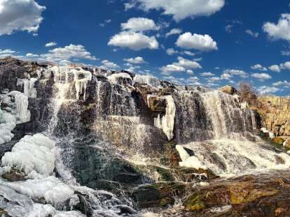 370488_bilij_vodospad_na_dnipropetrovwini_e_odni