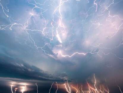 lightning_mega_protofoto_color