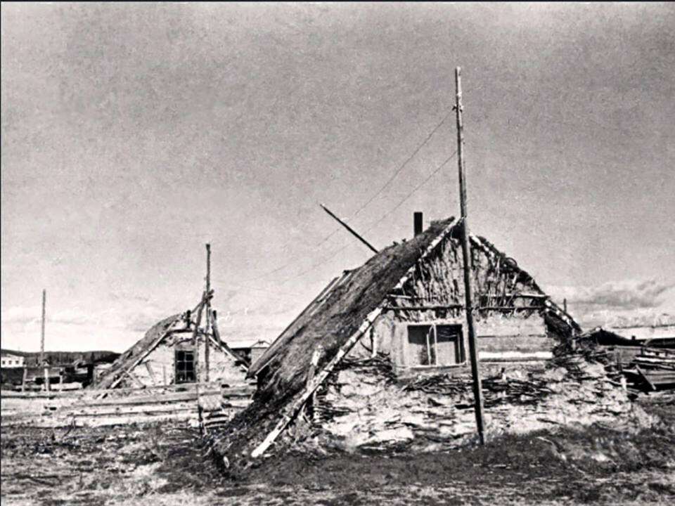 Село пермское. Комсомольск-на-Амуре 1932. Комсомольск на Амуре 1930. Комсомольск на Амуре 30 годы. Комсомольск на Амуре 1930 годов.