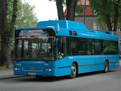 1200px-Volvo_7700-buss_i_Falköping