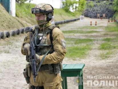 b278171-policiya-zbroya