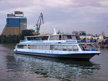 260969
