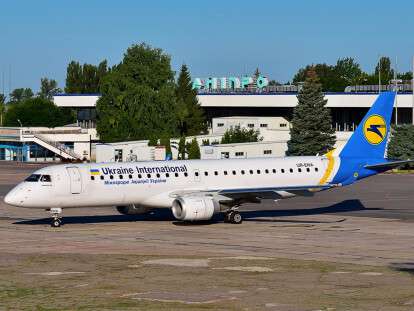 mau_e190_dnepr