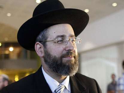 607503_20130806130243