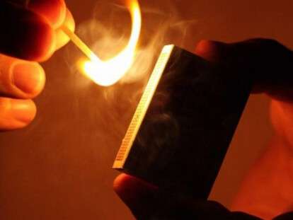 1560953433_belnaviny_by-zhitel-zelvy-oblil-benzinom-i-podzheg-spyashhuyu-zhenu