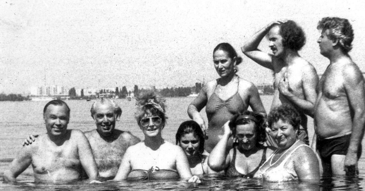 Пугачевой На Пляже В Купальнике