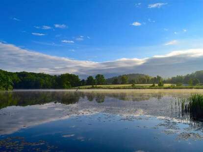 desktop_9MDi_lake-2349390-960-720-1