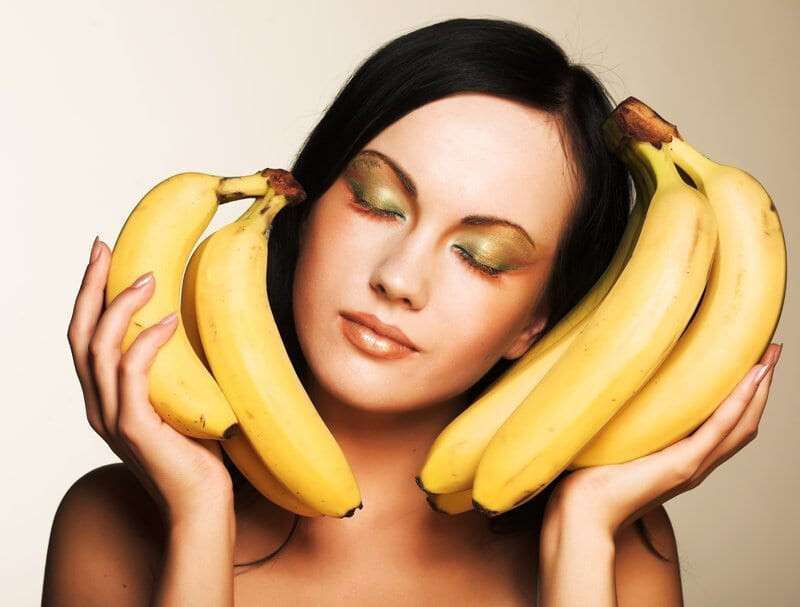 Что едят перед сном: можно банан вместо таблетки от бессонницы