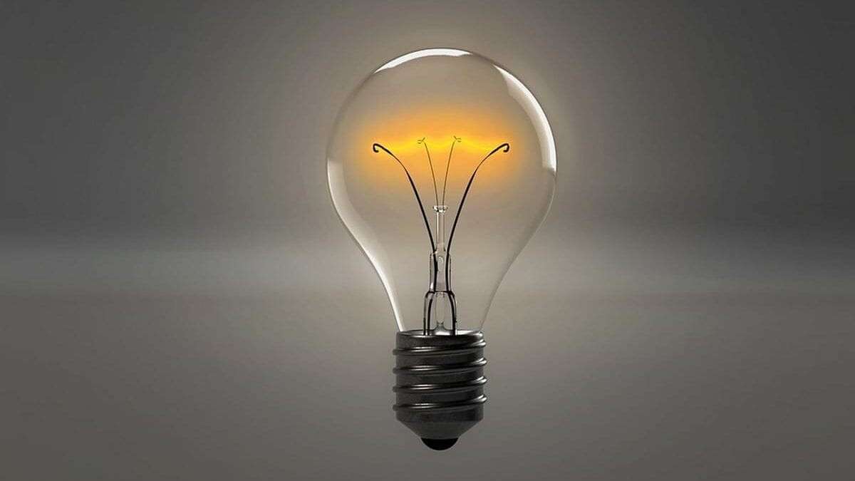 cropped-lightbulb_1875247_960_720.jpg