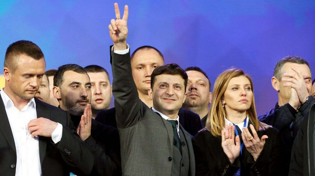 Ukraine's presidential candidates Petro Poroshenko and Volodymyr Zelenskiy attend a debate in Kiev