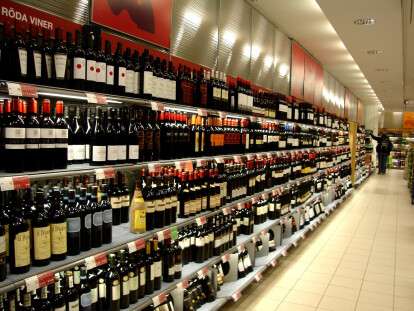 Alkogol-v-supermarkete