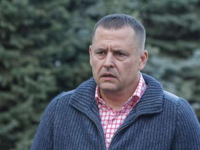 Processed by: Helicon Filter;