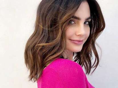 aktualnye-zhenskie-strizhki-2019-2020-na-srednie-volosy-foto-11