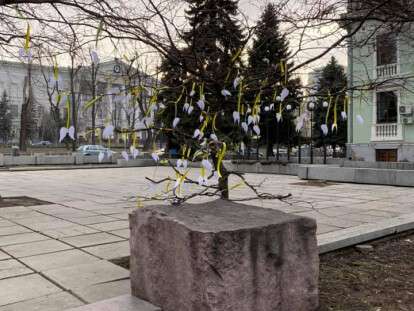 Ничего святого: неизвестные напали на музей АТО (Фото)