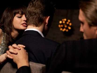 zamuzhnyaya-zhenshina-i-zhenatiy-muzhchina