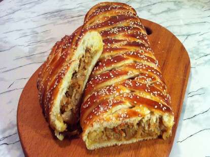 Что приготовить на масленицу, кроме блинов: рецепт кулебяки с мясным фаршем