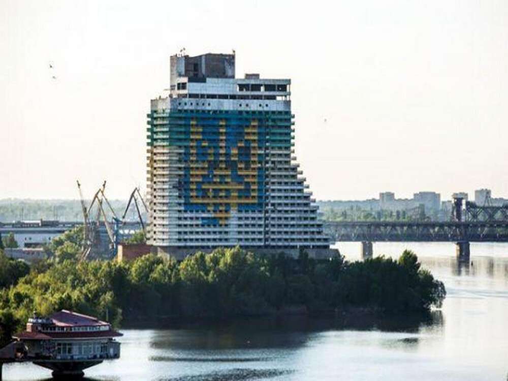 В Сети показали строящуюся гостиницу «Парус» (ФОТО)