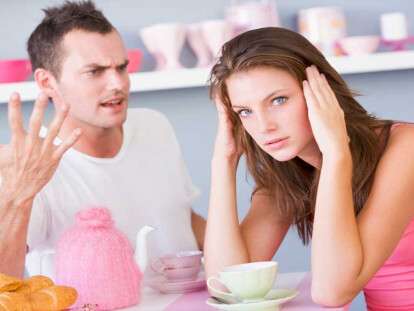 pochemu-muzhchina-unizhaet-i-oskorblyaet-zhenshchinu